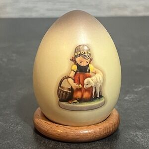 Vintage Goebel Hummel Annual Egg 2001 Special Edition Girl Lamb Porcelain Cream